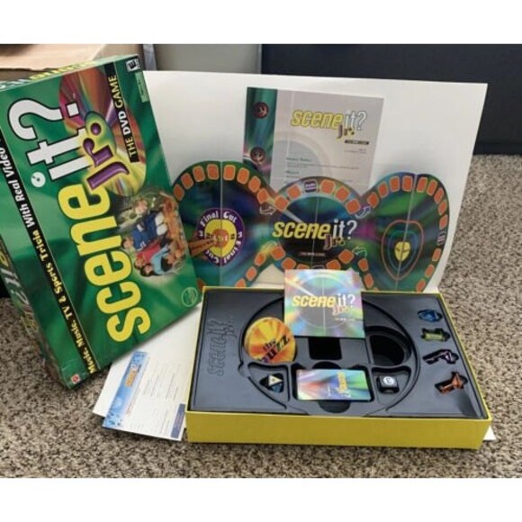 Scene it? Jr. The DVD Game Complete - Movie, Music, TV & Sports Trivia Mattel - Picture 2 of 12